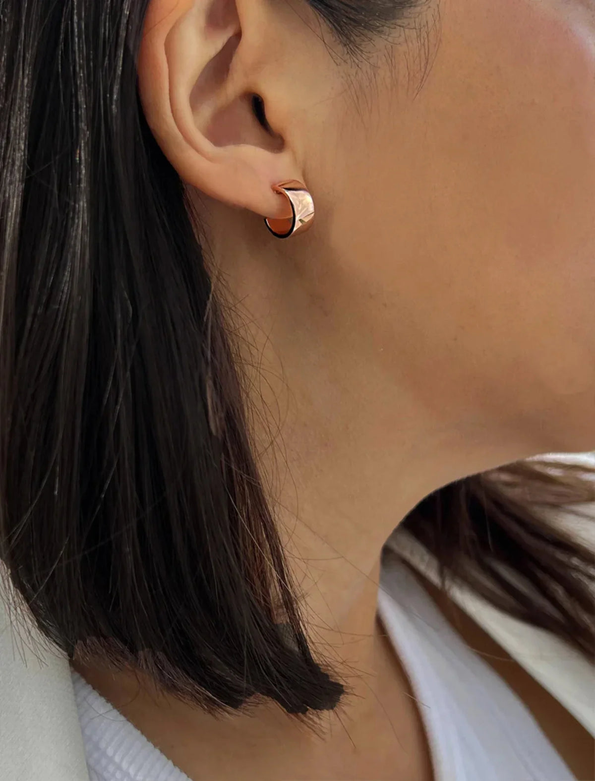 BOSizeSize 18K ROSizeE GOLD OVER SizeTERLING SizeILVER CHUBBY MINI HOOP EARRINGSize