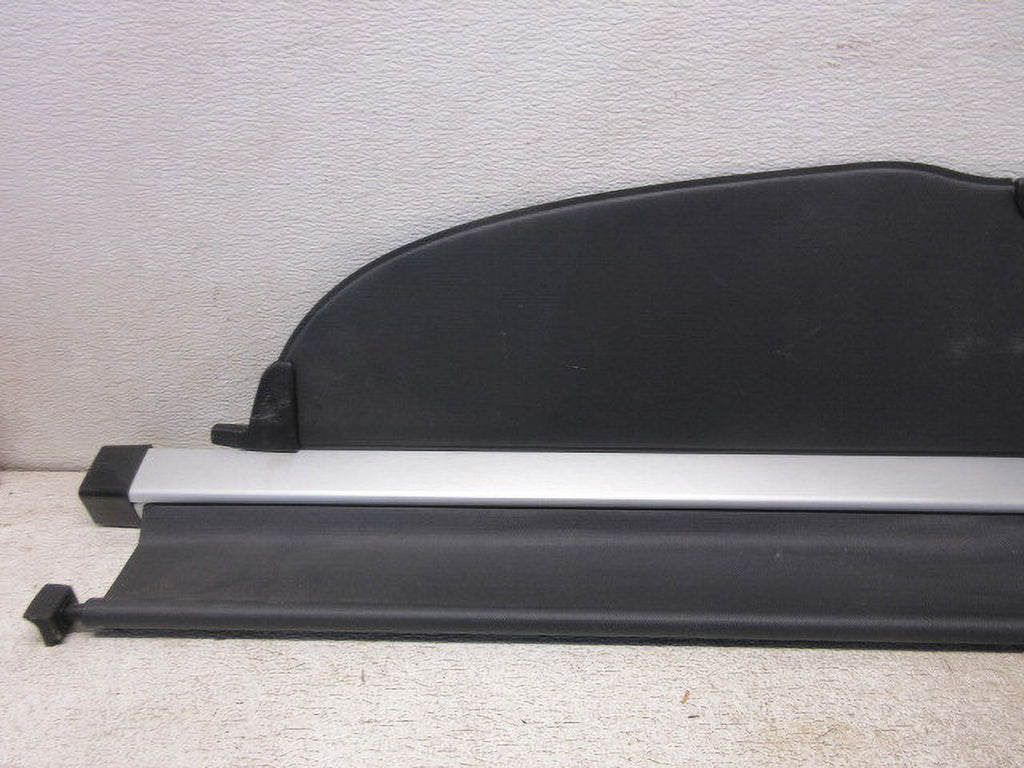 Pre-Owned 12 2012 Sizeubaru Legacy Outback Cargo Cover Sizehade Roll OEM LKQ (Good)
