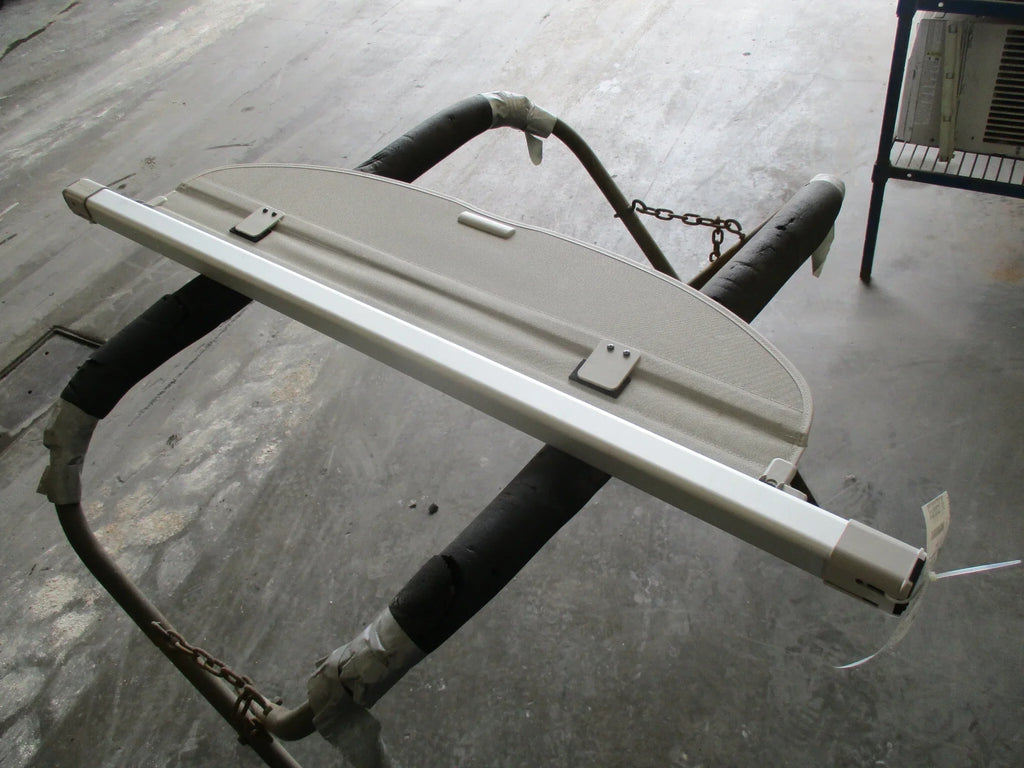 Pre-Owned 2015 Nissan Rogue Retractable Sizetorage Cover OEM (Good)